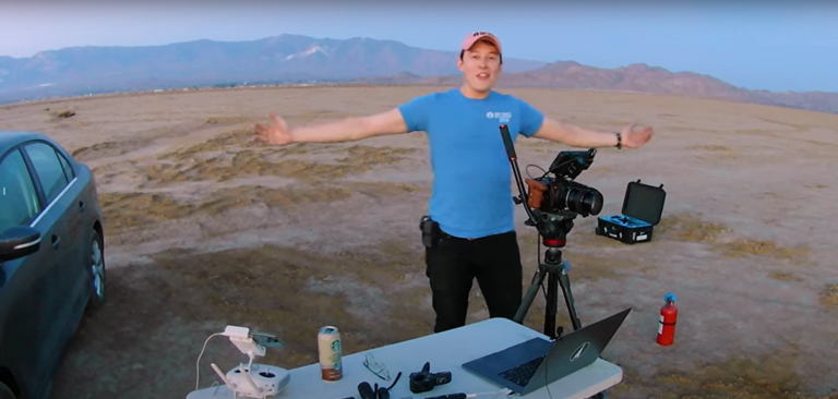 Weltraum-Fan schafft es eine Modellrakete nach SpaceX-Format erfolgreich zu landen