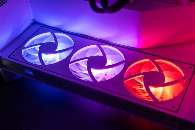 NZXT F360 RGB Core – Test/Review