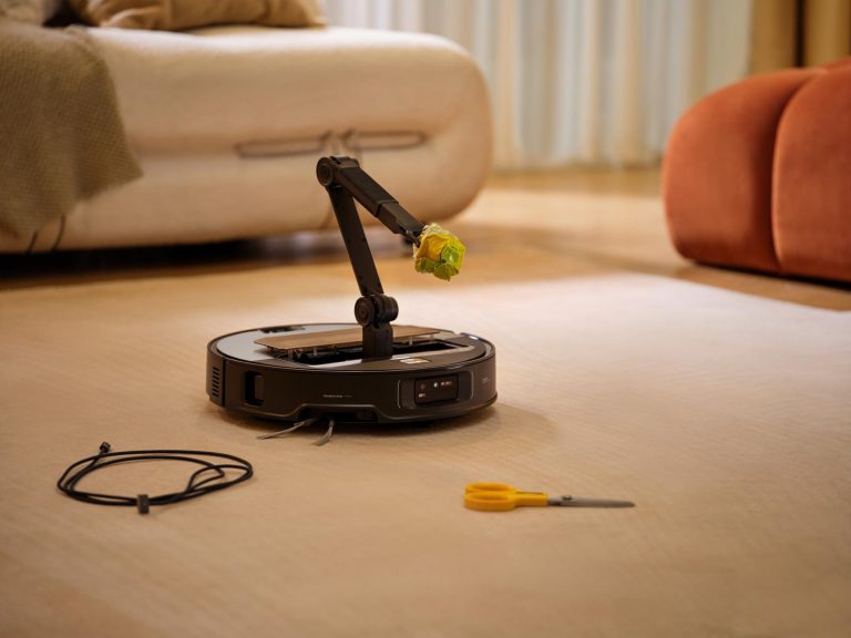 Der erste Saugroboter mit Roboterarm: Roborock Saros Z70