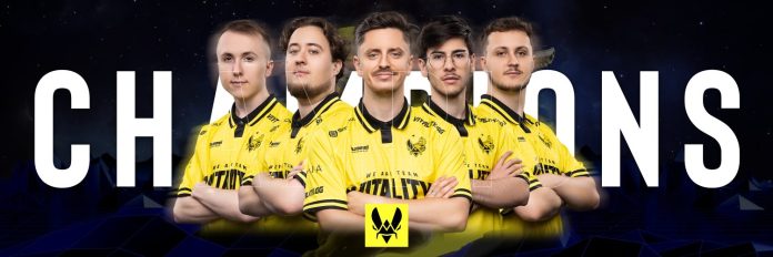 Das Bild zeigt den aktuellen IEM Dallas 2025 Champion, Team Vitality.