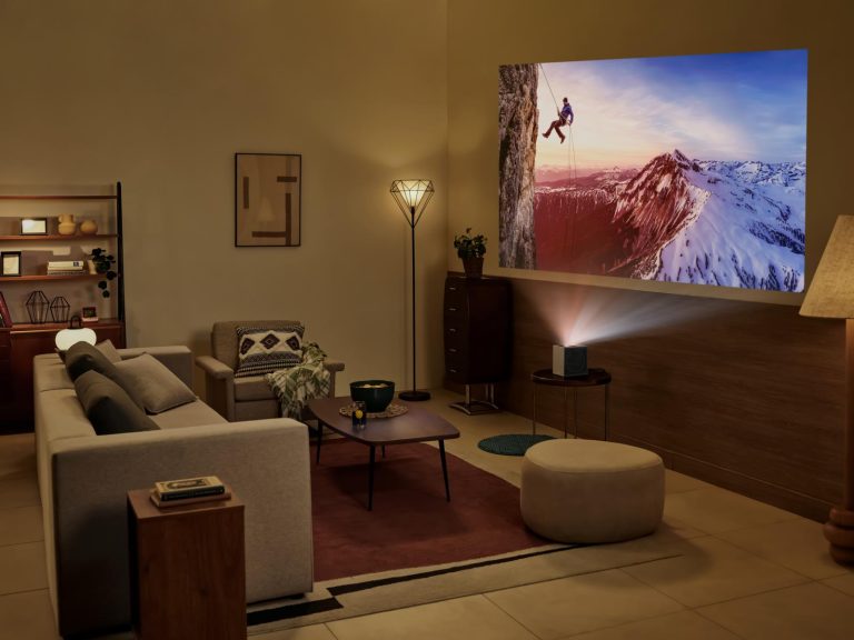 LG CineBeam S: Kompakter 4K-Laserprojektor mit Dolby Atmos