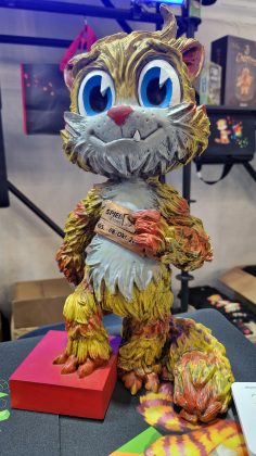 SPIEL in Essen 2025 - Maskotchen Figur