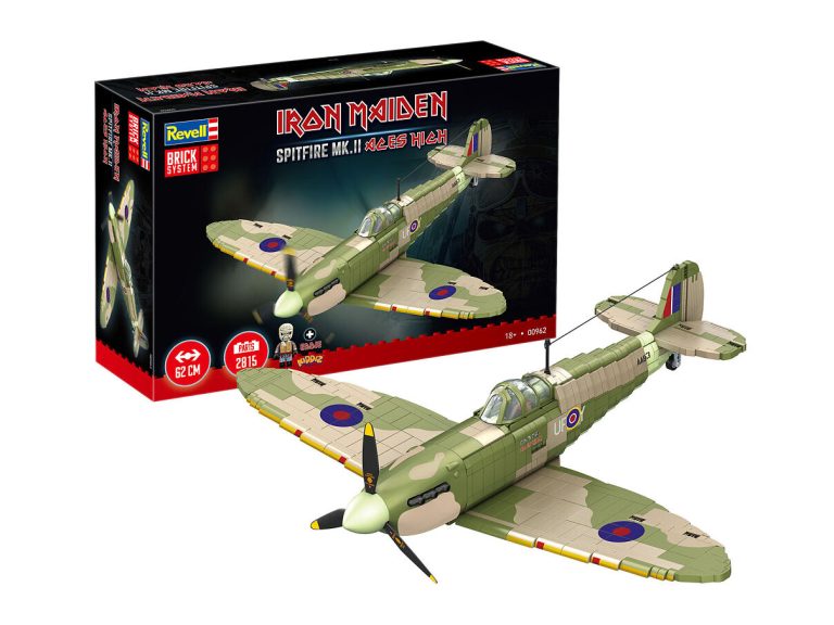 Revell erweitert Iron-Maiden-Kooperation um erstes Brick-System-Modell