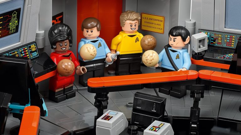 LEGO enthüllt zweites Star-Trek-Set: Die U.S.S. Enterprise NCC-1701 Brücke erscheint zum 60. Jubiläum