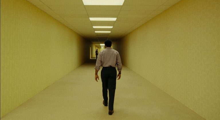 Backrooms kehrt mit erweiterter „Everything Must Go Edition“ zurück ins Kino