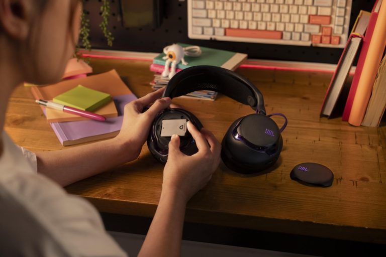 JBL präsentiert neue Quantum-Gaming-Headsets zur Gamescom 2026