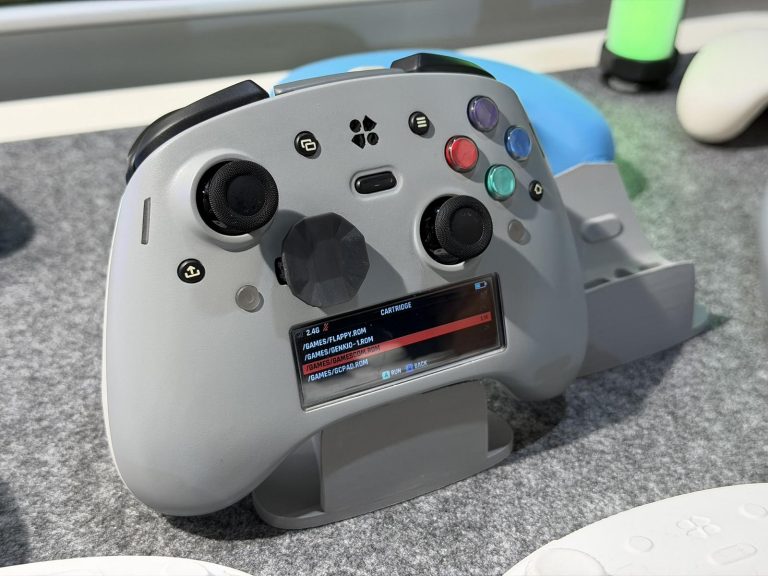 Genki Manta auf der Gamescom 2026: Controller mit eigenem Display und MantaOS