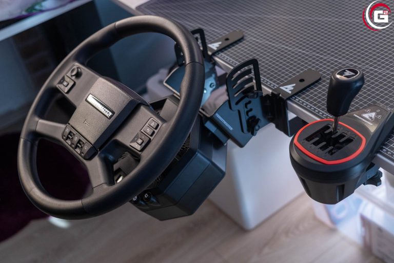 Thrustmaster SimTask Truck-40 Add-On im Test: Mit 40 cm Lenkrad zum virtuellen Truck-Fahrer